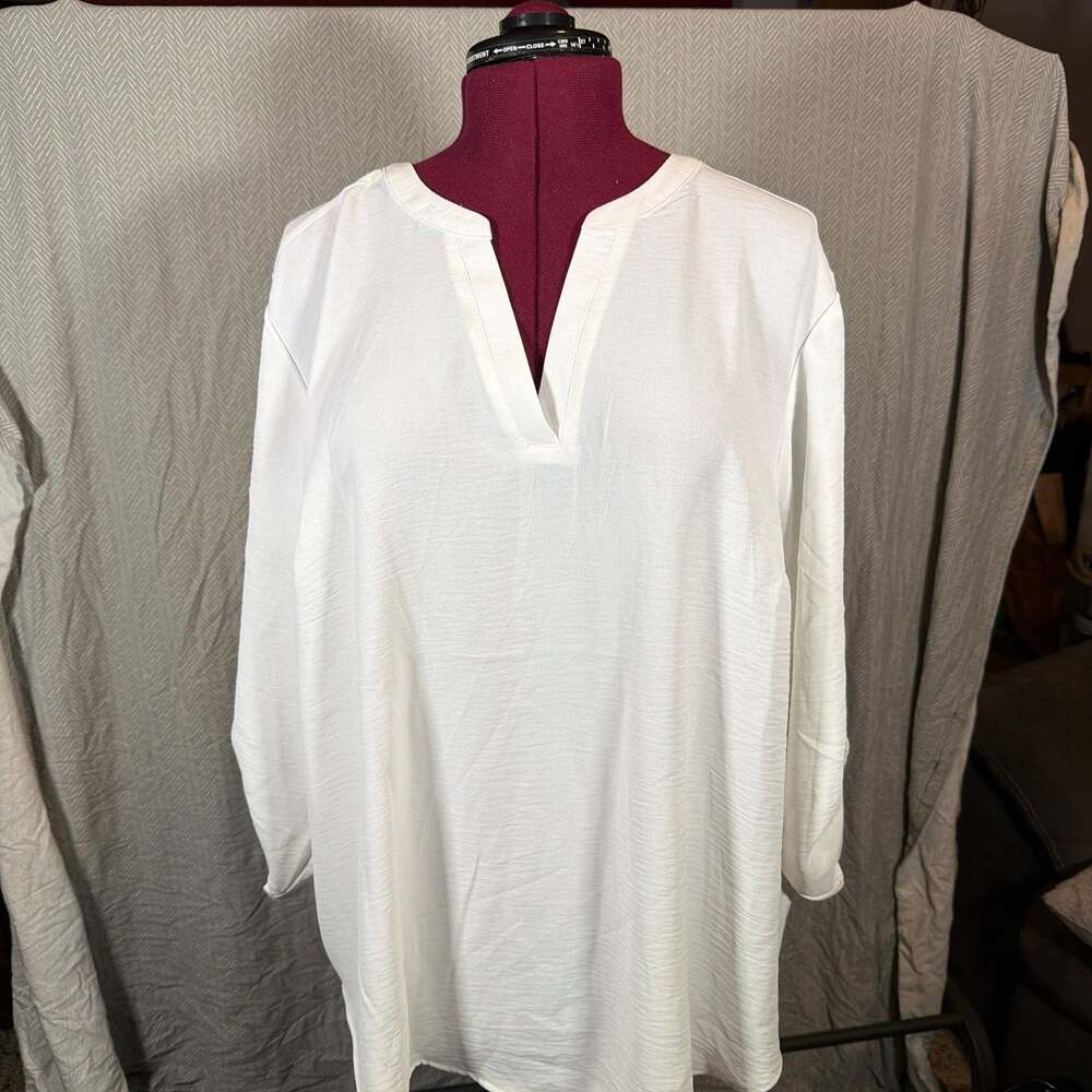Classic White V-Neck Long Sleeve Blouse, Size 2x — Flowy Crepe Textured Top